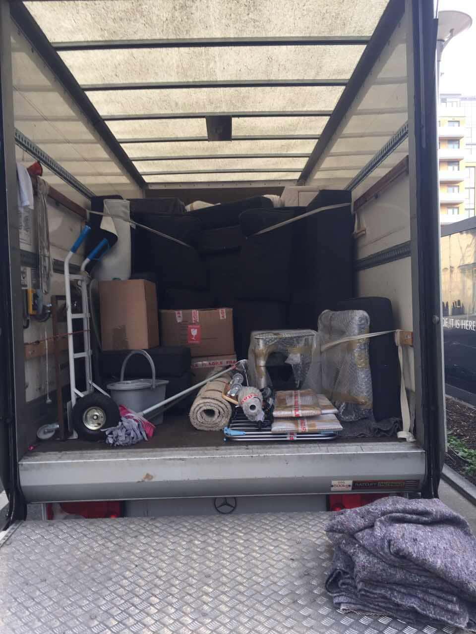 van removals South Woodford